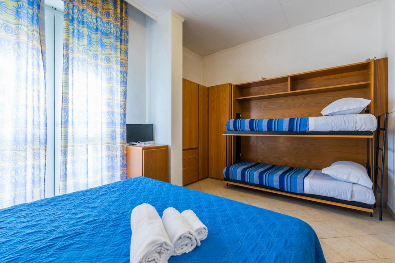 Hotel Stella Marina Marina di Cecina Bagian luar foto