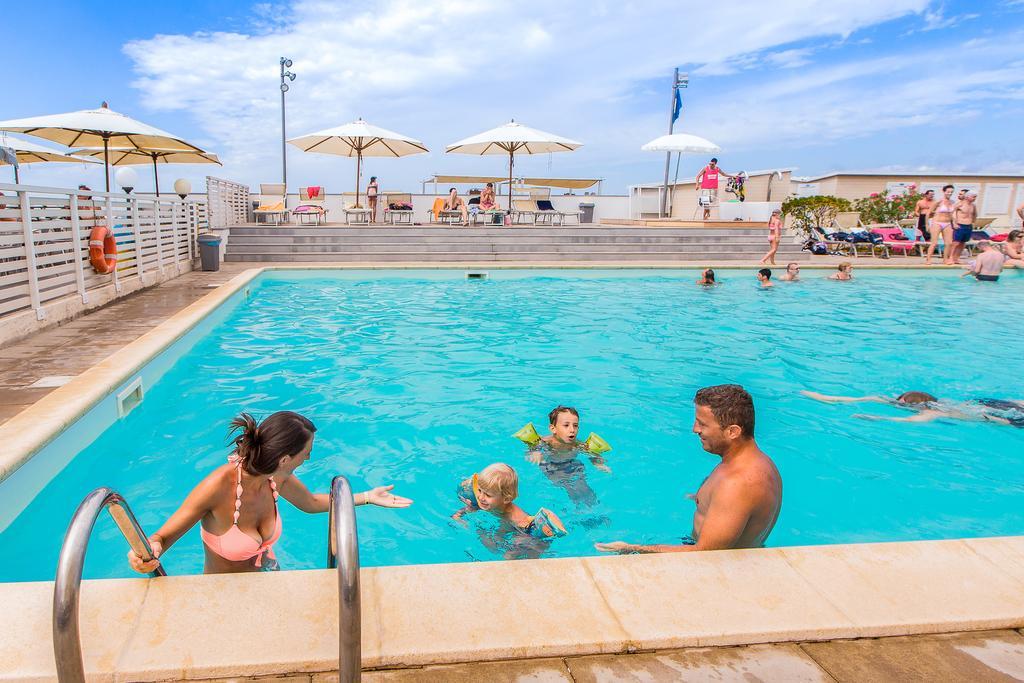 Hotel Stella Marina Marina di Cecina Bagian luar foto